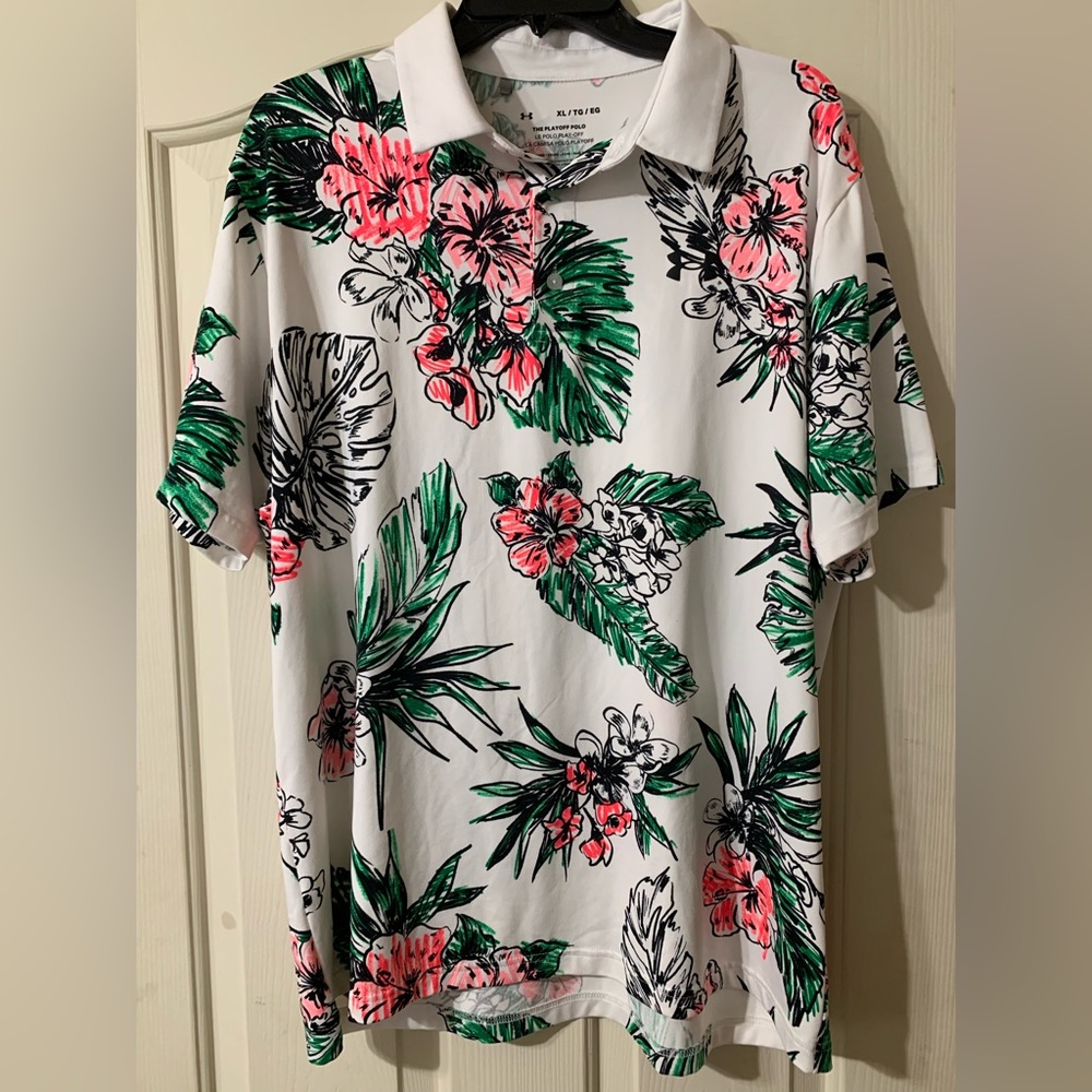 Under armor ladies, the playoff polo extra-large golf shirt good condition